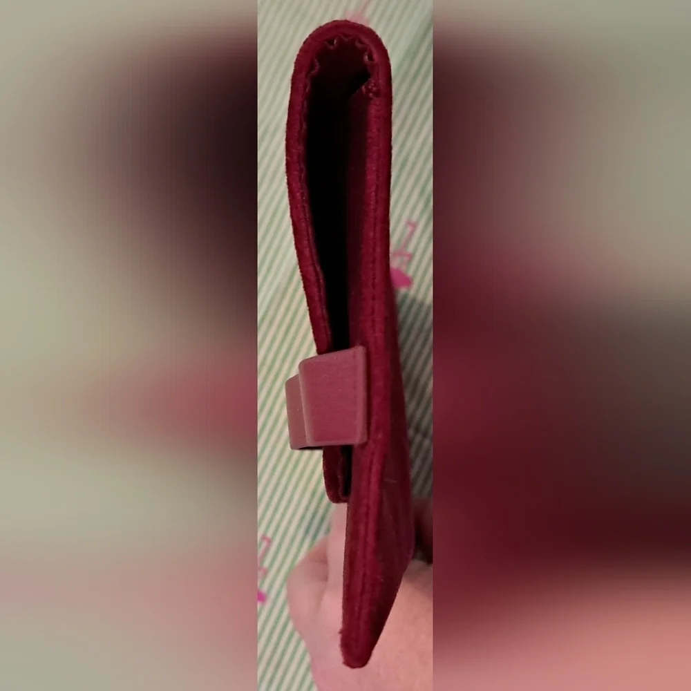 NWOT Marciano Maroon Burgundy Velvet Velour Sunglasses Sunnies Glasses Case
